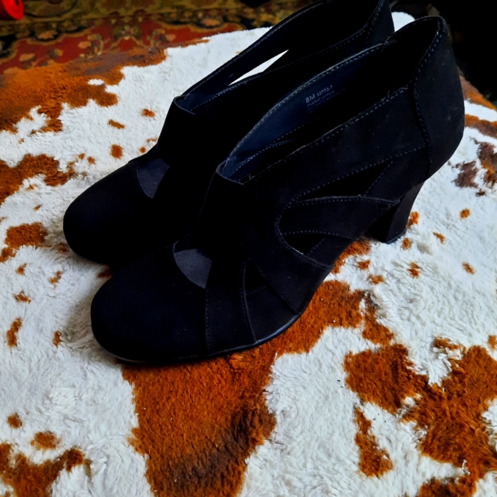 Black Suede Chunky High Heel